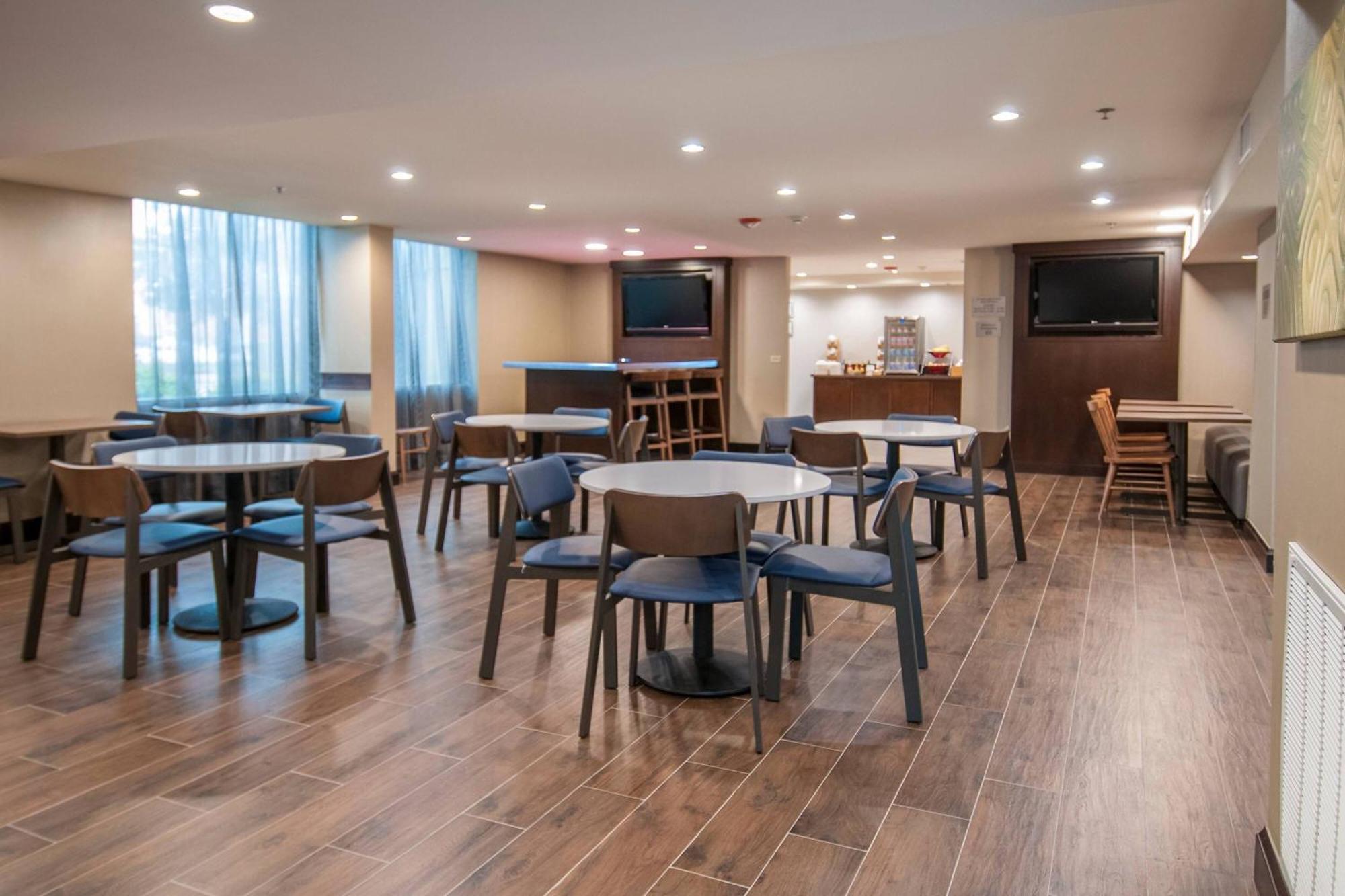 Fairfield Inn & Suites By Marriott Dallas Dfw Airport South/Irving Extérieur photo